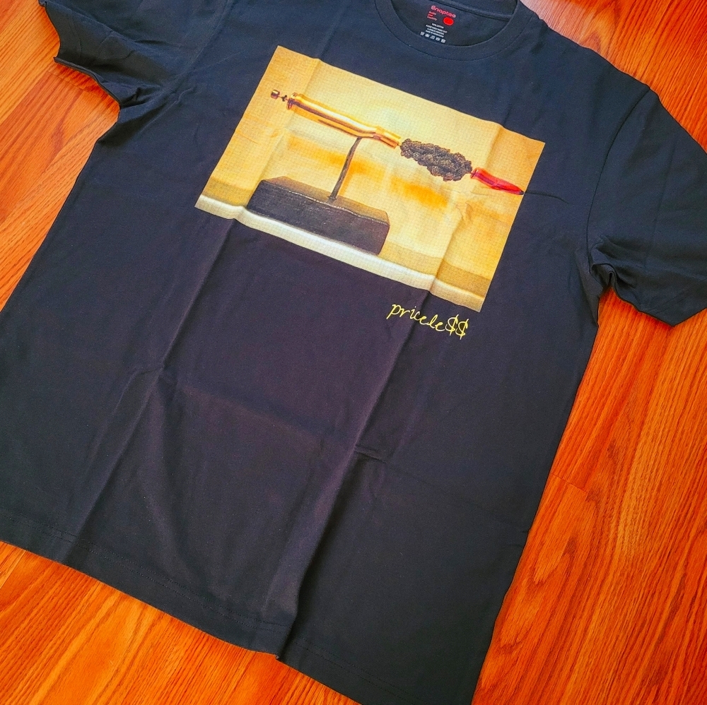 Customize tshirt - Picture 2 of 3
